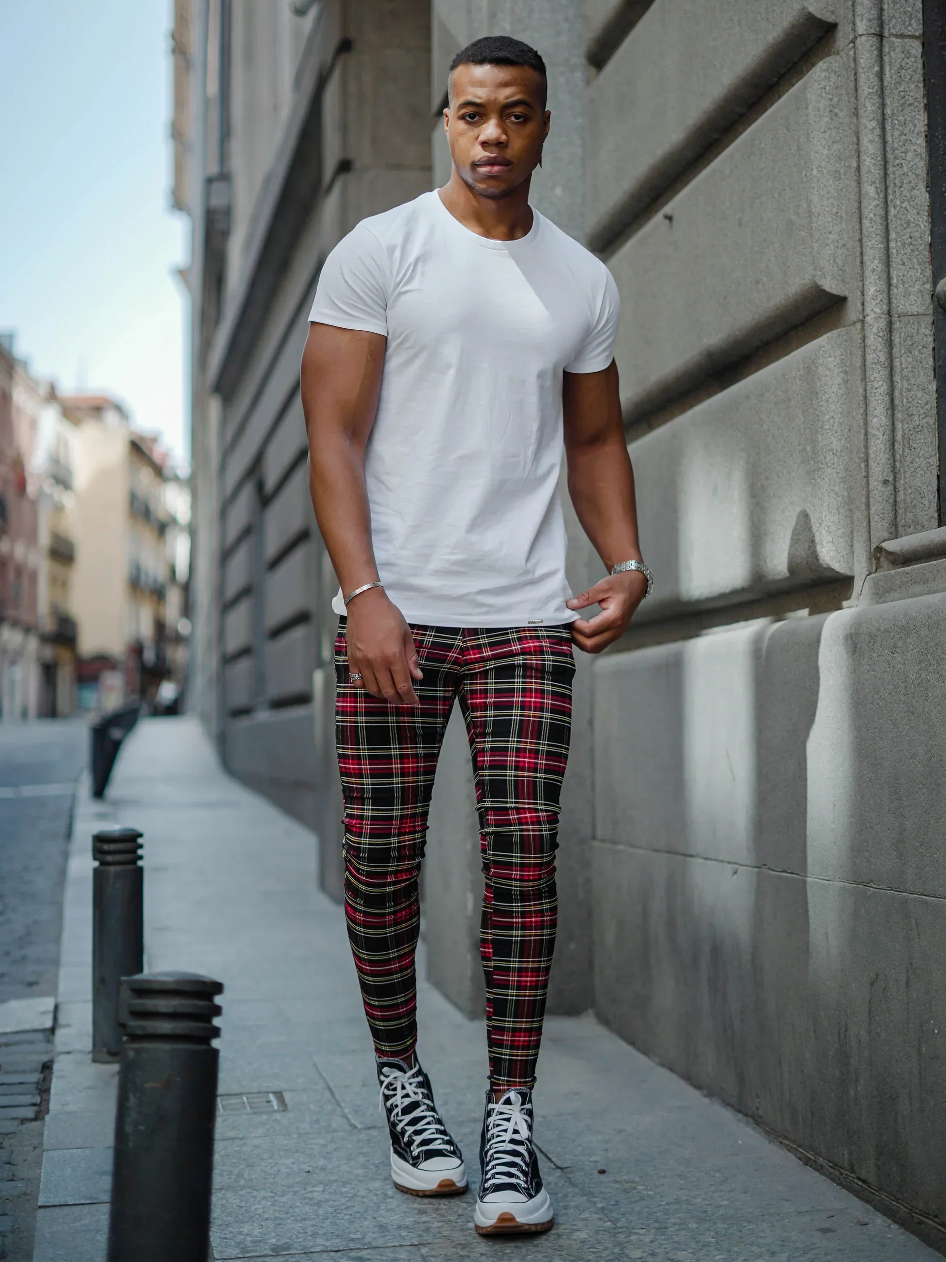 CAMISETA BÁSICA SLIM-FIT PACOTE COM 2