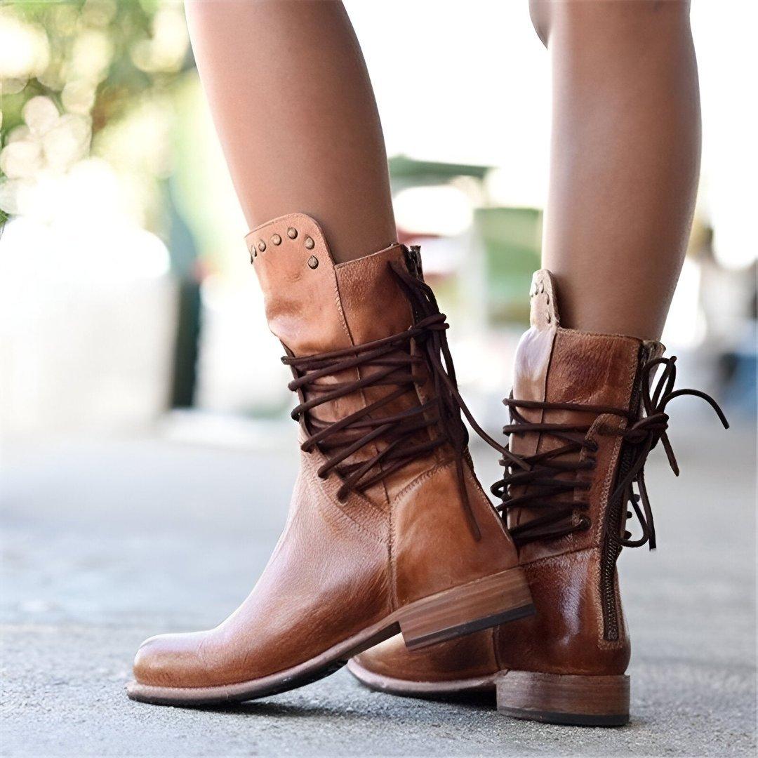 Annia - Botas de couro com atacadores