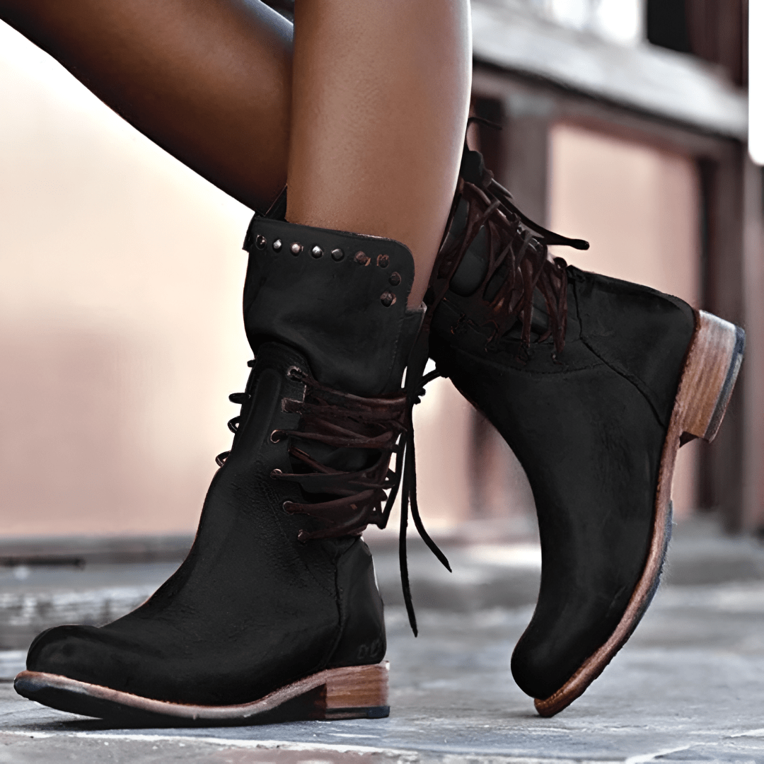 Annia - Botas de couro com cadarços