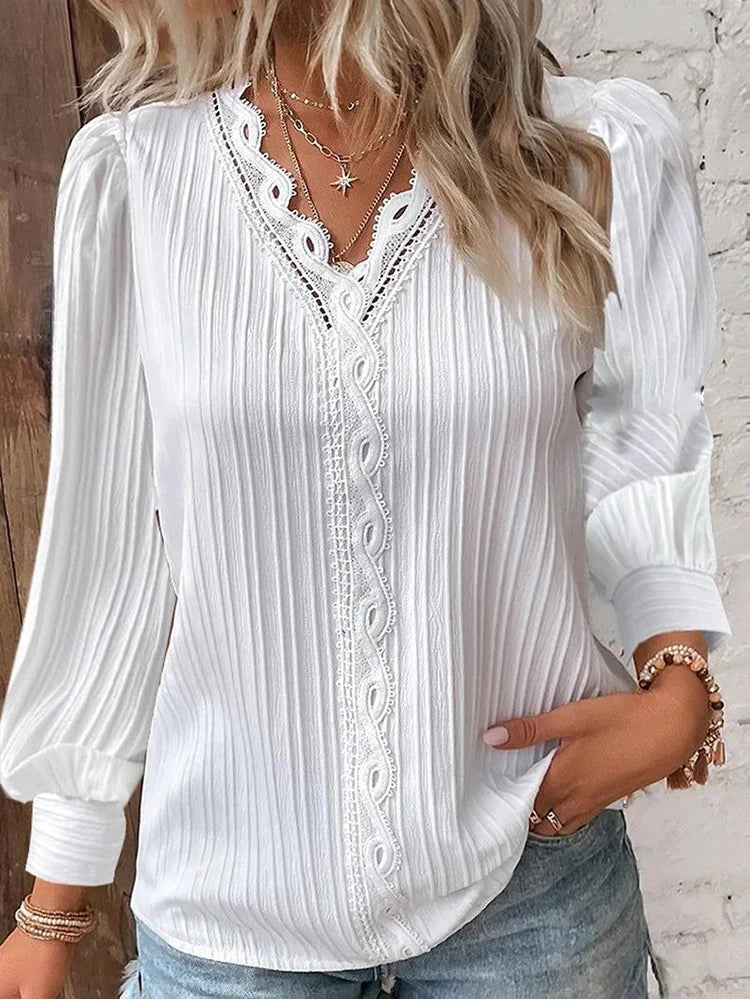 Emma | Blusa com Detalhes em Renda em Chiffon